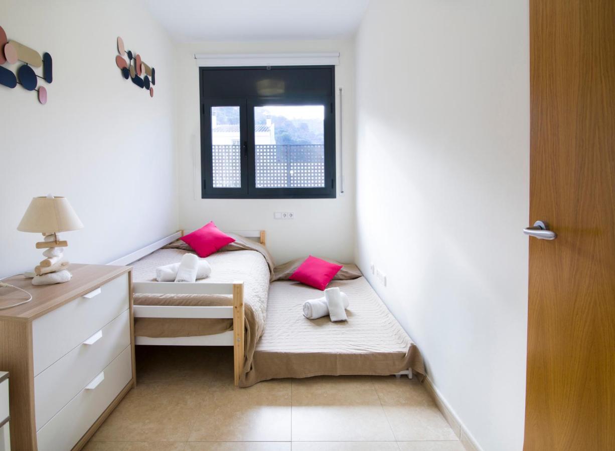 Appartement Standing 58M Plage A 3Mn En Voiture Roses Exterior photo